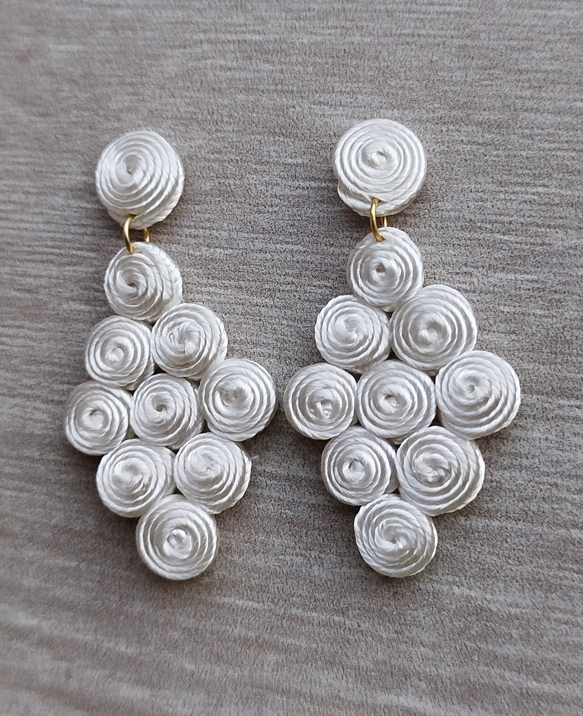 PENDIENTES SOUTACHE LUNA BLANCO - 2