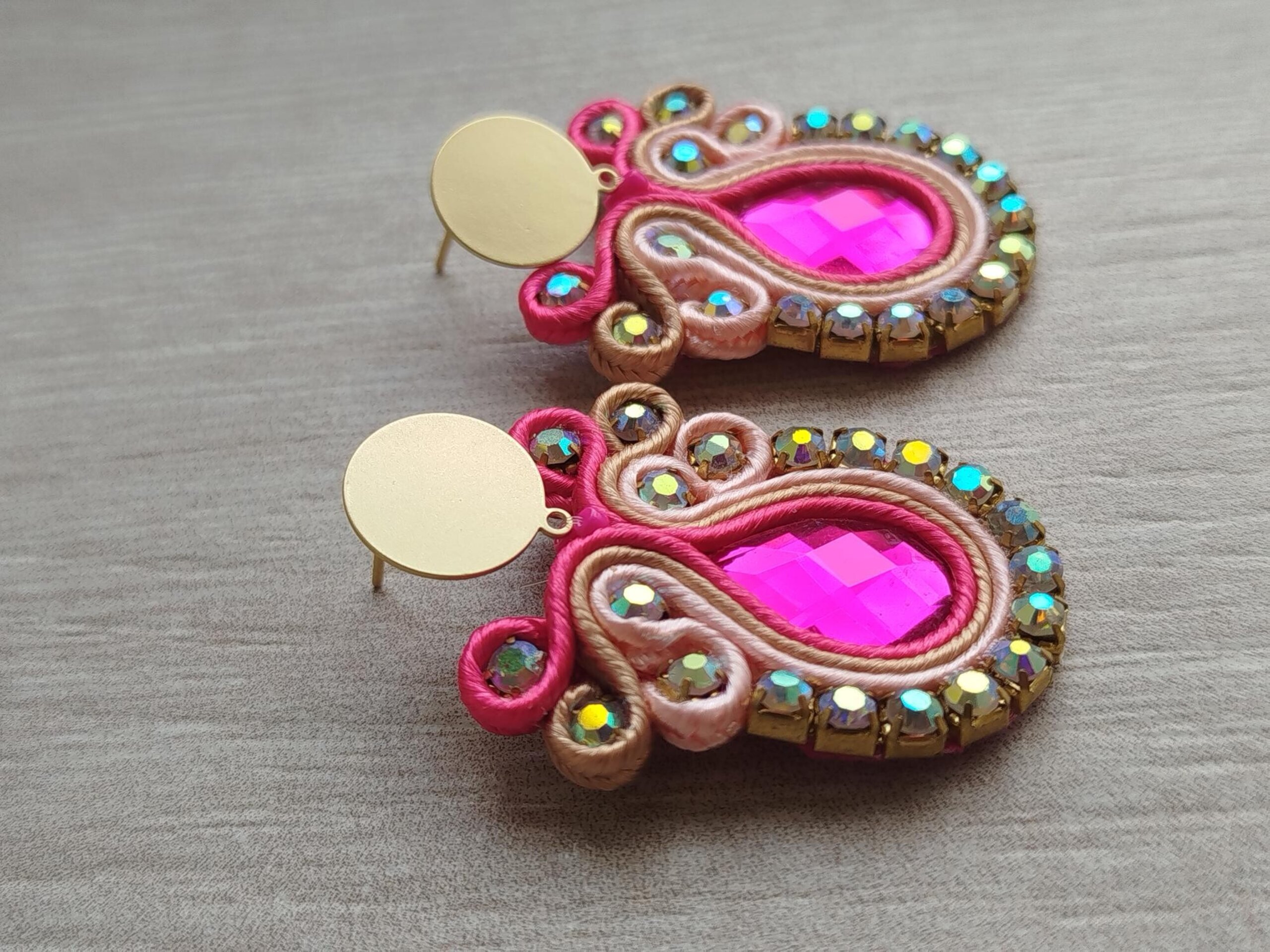 PENDIENTES SOUTACHE ANGELA FUCSIA - 4